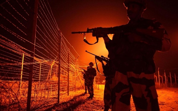 Des tirs entre l`Inde et le Pakistan font quatre morts