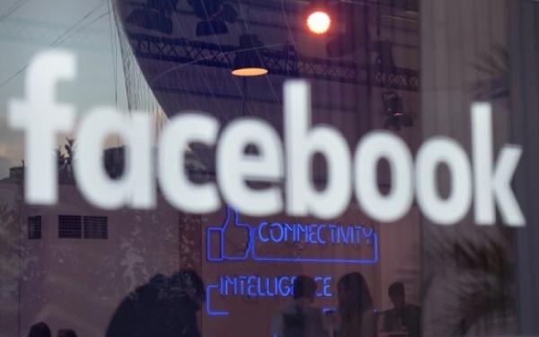 Facebook élargit sa famille d`applications mobiles avec `Events`
