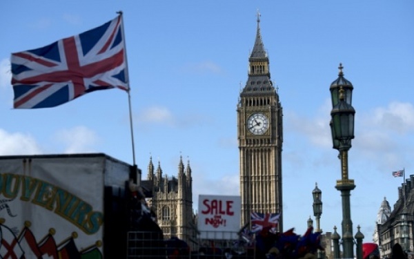 Brexit: l`économie britannique surprend encore par sa vigueur en octobre