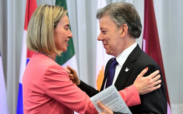 L`UE lance un fonds pour soutenir la paix en Colombie