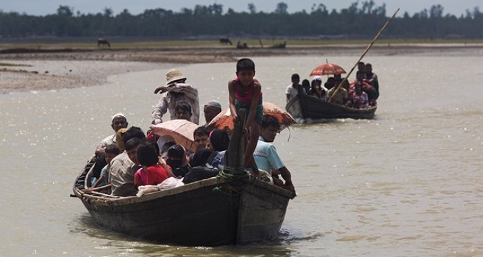 73,000 Rohingya Muslims pour into Bangladesh