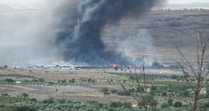 Ammunition depot on fire near Tukey Syria border