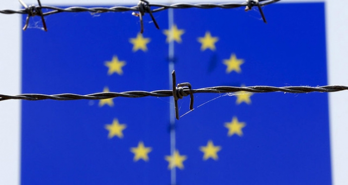 EU launches legal cases against Hungary, Poland, Czech Republic over migration