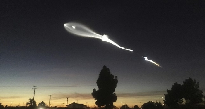 SpaceX rocket mistaken for UFO, missile by spooked Californians