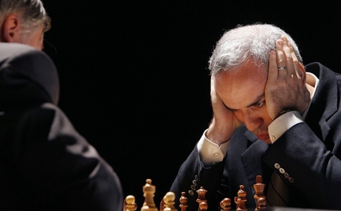 Chess legend Kasparov returns to board 12 years after retirement