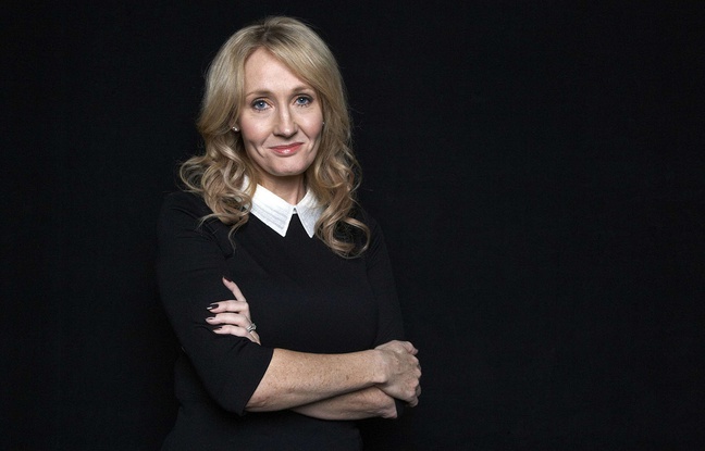 J.K. Rowling s`énerve contre la «bande de racistes» qui critiquent l`Hermione noire