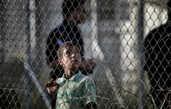 Grèce: le rapporteur de l`ONU contre les détentions des migrants arrivés sur les îles