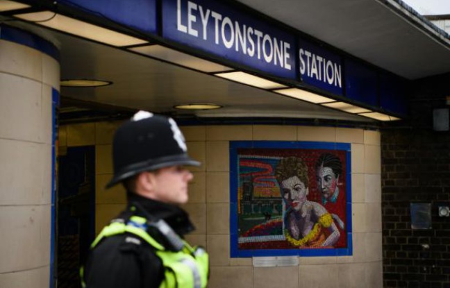 Londres: le suspect de l`attaque au couteau inculpé pour tentative de meurtre