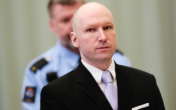 Norvège: la justice réexamine le traitement "inhumain" de Breivik