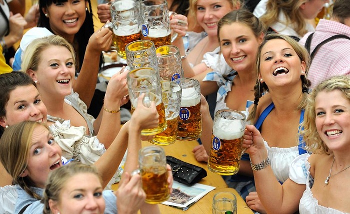 So viel kostet die Maß auf der Wiesn