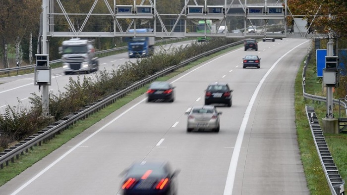 Rechnungshof bezweifelt Dobrindts Berechnungen