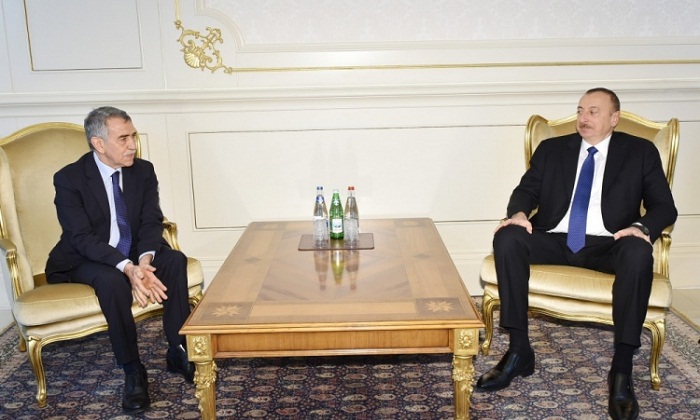 Azerbaijani president receives credentials of newly appointed Algerian ambassador