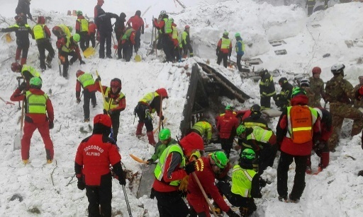 Le bilan dans l`hôtel enseveli en Italie passe à 21 morts