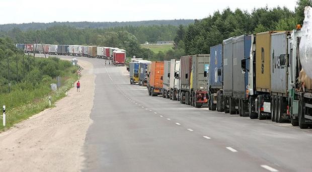 La Lituanie décide d`appliquer des péages de transit aux camions russes