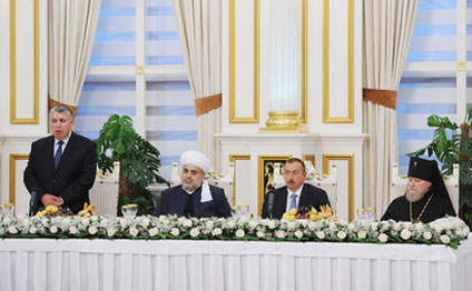 İlham Əliyevə şeirlə müraciət İlham Əliyevə şeirlə müraciət