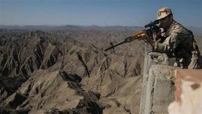 Iran: deux groupes armés démantelés aux frontières