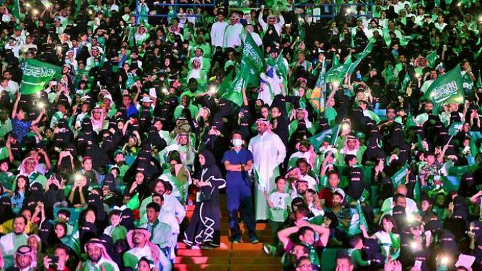 Saudische Frauen dürfen ins Stadion