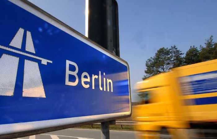 Schotte stirbt bei Selfie auf der Autobahn