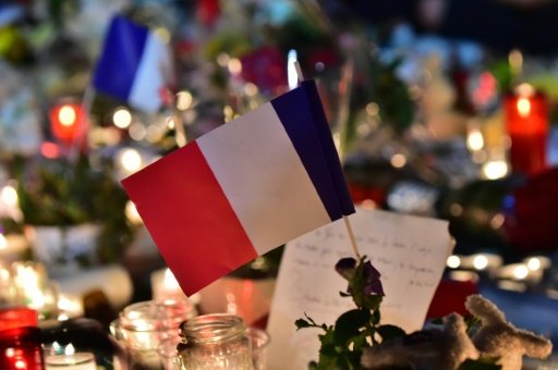 Attentat de Nice: minute de silence lundi à 12H00 dans le pays