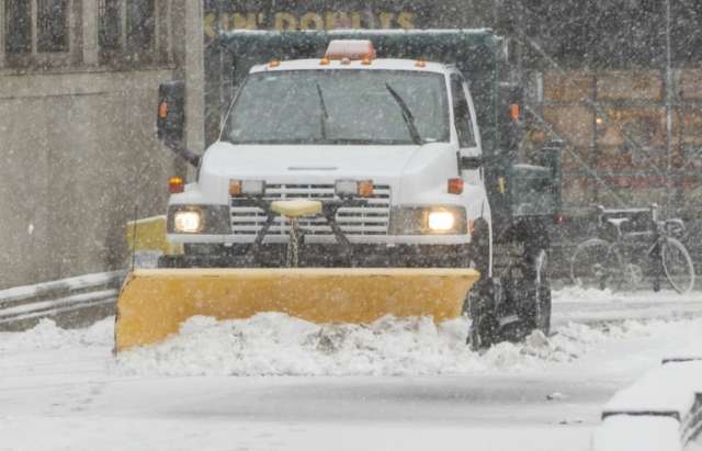 Tempête: les transports tournent au ralenti dans le nord-est des Etats-Unis