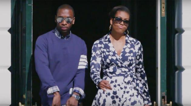 Michelle Obama rappe pour promouvoir l`université VIDEO