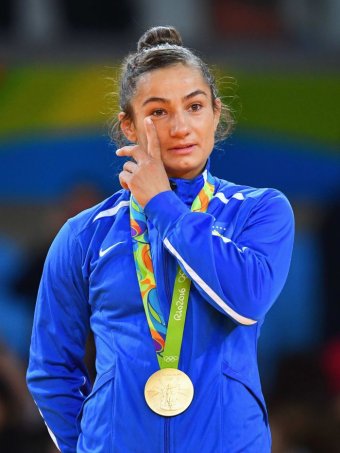 JO-2016 : la judokate Majlinda Kelmendi décroche le premier titre olympique du Kosovo