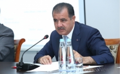 Gəncəlilər Elmar Vəliyevə şikayət etdilər
