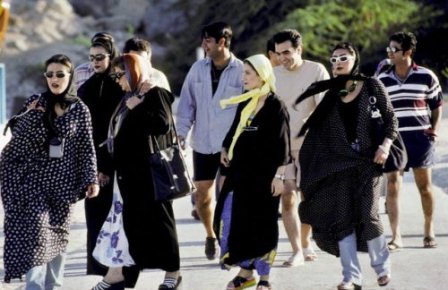İranda qadınların 10 faizi narkomandır