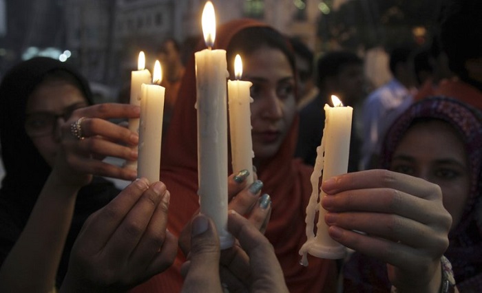 Pakistan city shuts down, mourns 61 killed at police academy