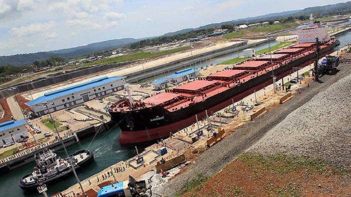 Neuer Panamakanal öffnet Schleusentore