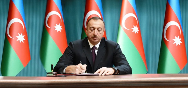 Ödənişli əsaslarla oxuyan tələbələr də təqaüd alacaq - Sərəncam