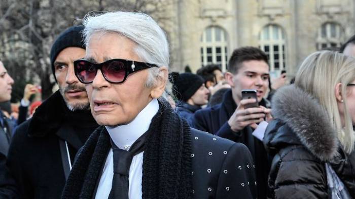 Karl Lagerfeld empört mit Skandal-Auftritt