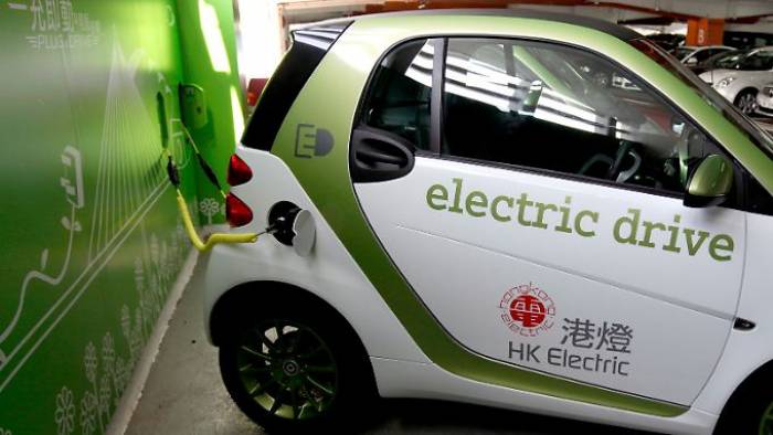 China führt E-Auto-Quote erst 2019 ein