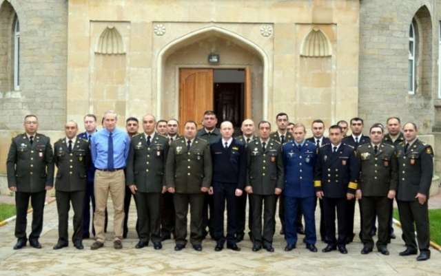 NATO Mobile Training Team holds training course in Azerbaijan
