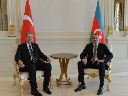 İlham Əliyev Ərdoğanla görüşdü