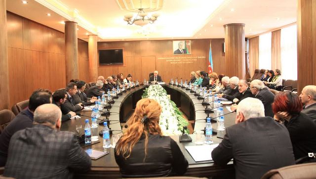 Şura QHT-lərə sessiya keçirib