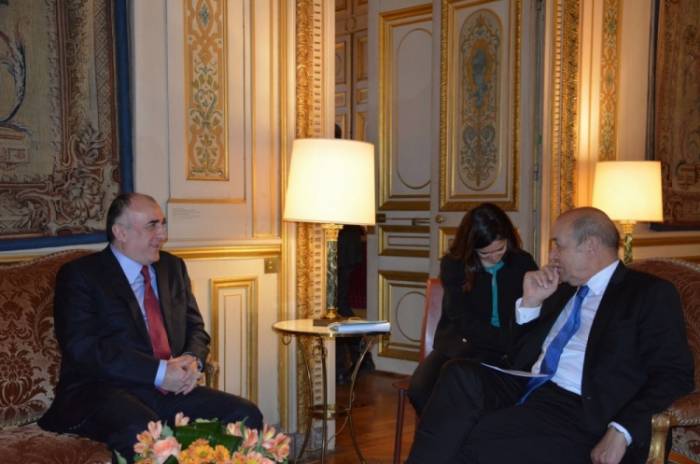 Aserbaidschanische und französische Außenminister trafen sich in Paris