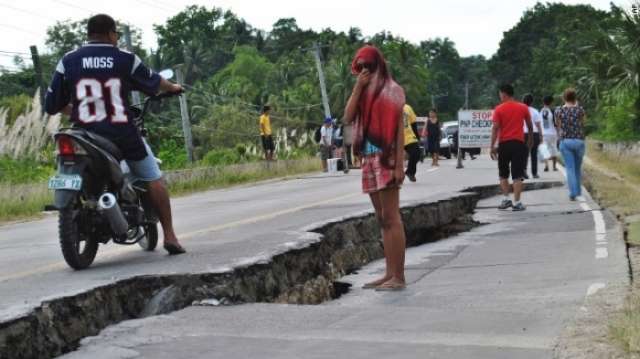 Magnitude 5.8 quake hits Philippines