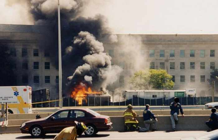 Le FBI publie des IMAGES inédites de l'attentat du 9/11 sur le Pentagone