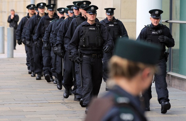 Irlande du Nord: un militaire arrêté pour préparation `d`actes de terrorisme` 