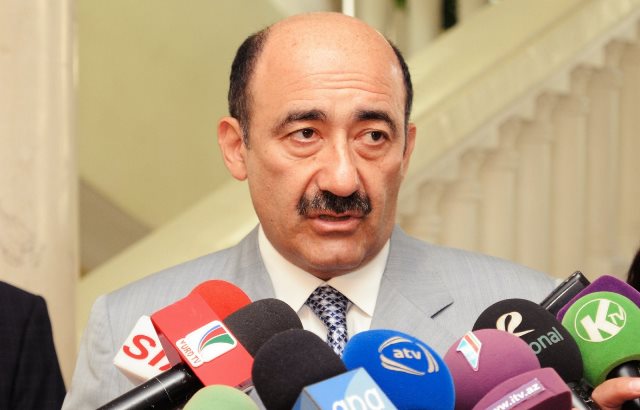 Nazir ərəb şeyxlərdən danışdı: “Buna sevinməliyik”