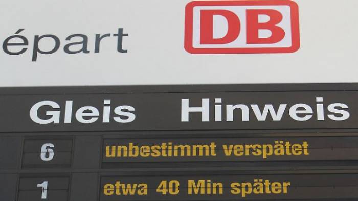 Deutsche Bahn kassiert Pünktlichkeitsziel