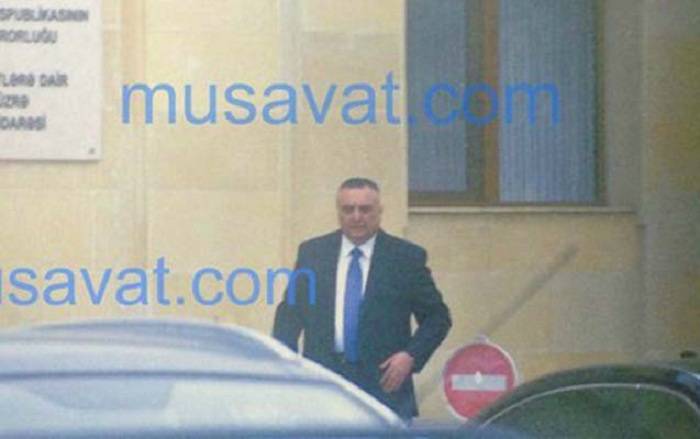 Eldar Mahmudov Baş Prokurorluqda dindirildi - FOTOLAR