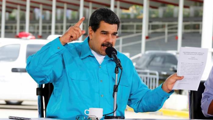 Maduro plant Umschuldung im Alleingang