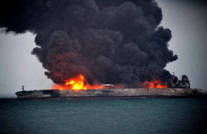 Iranischer Öltanker explodiert vor Chinas Küste