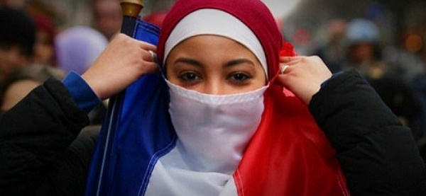Voile islamique: quelle est la situation dans les différents pays d`Europe?