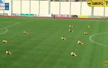 Futbolçulardan Cahangir Hacıyeva etiraz - VİDEO