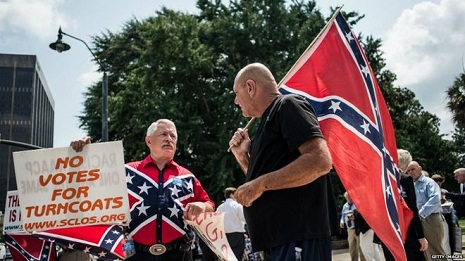 South Carolina bill to remove Confederate flag advances