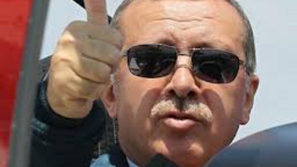 Avec la démission de son ambassadeur, l’UE recule devant Ankara