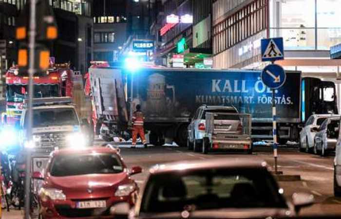 Stockholm: une bombe retrouvée à bord du camion